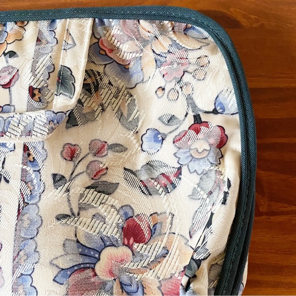 Vintage New Travel Makeup Toiletry Bag - Picture 2 of 3